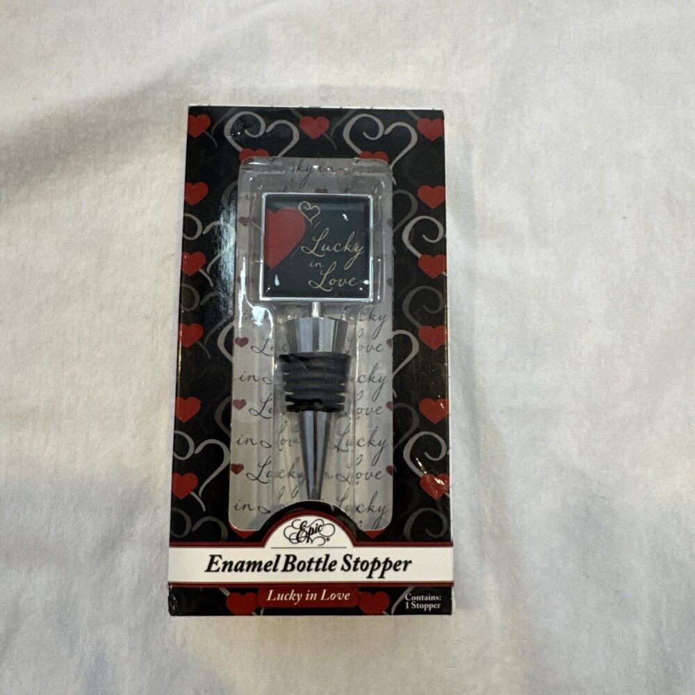 Brand New “Lucky In Love” Enamel Bottle Stopper Valentine’s Day Heart NIB